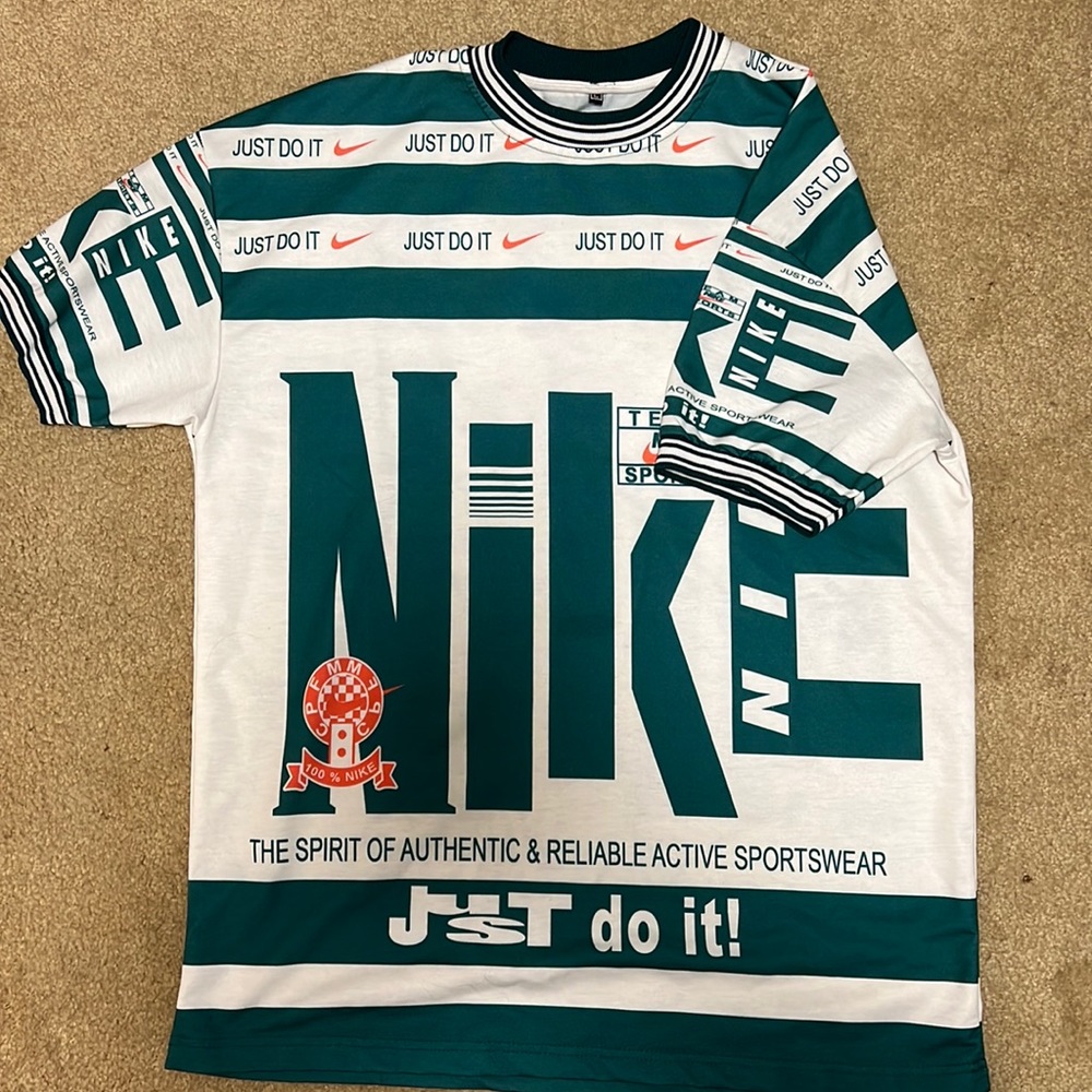 Nike casual wear shirt